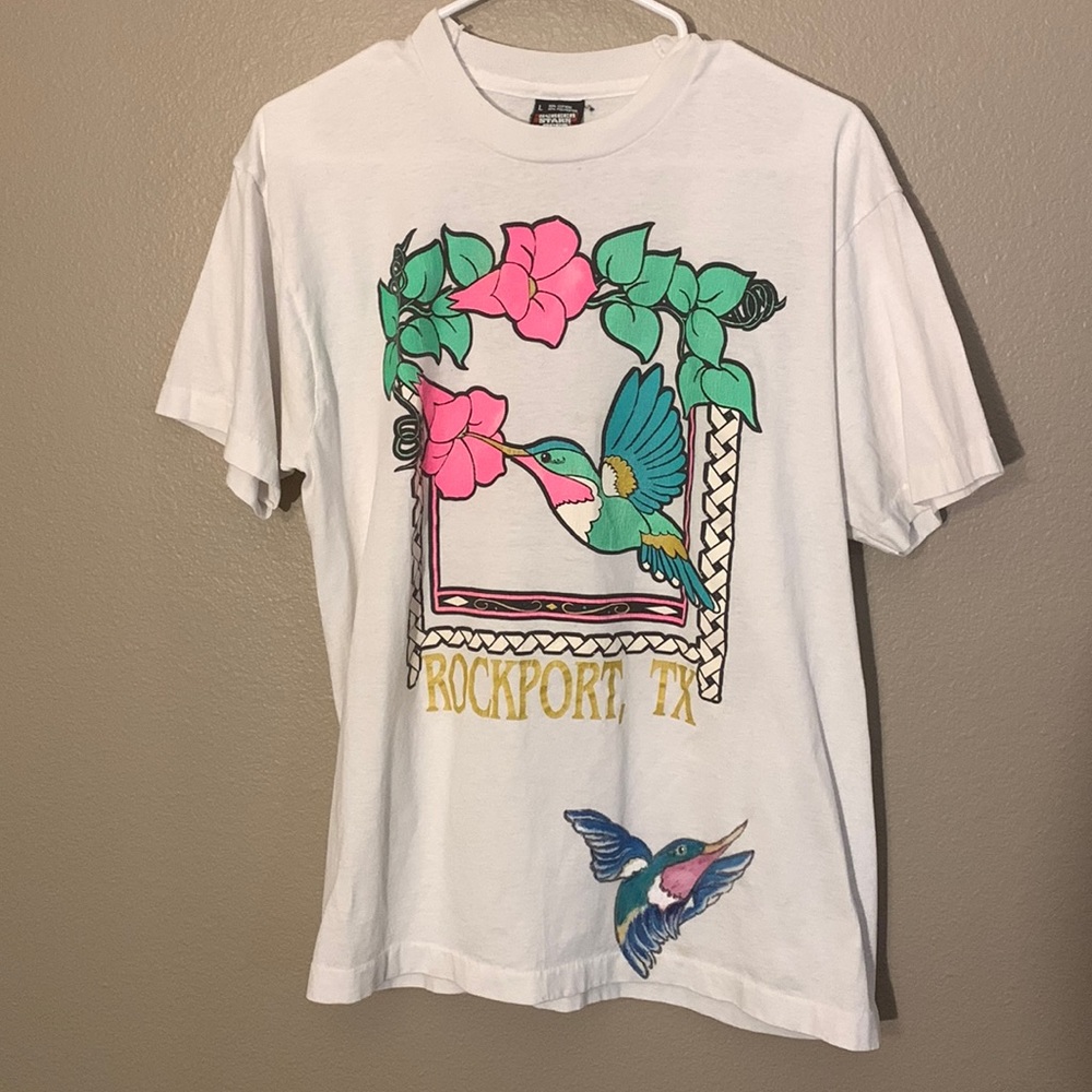 Women’s Large Vintage Rockport Texas T Shirt, Hummingbird design. Single Stitch